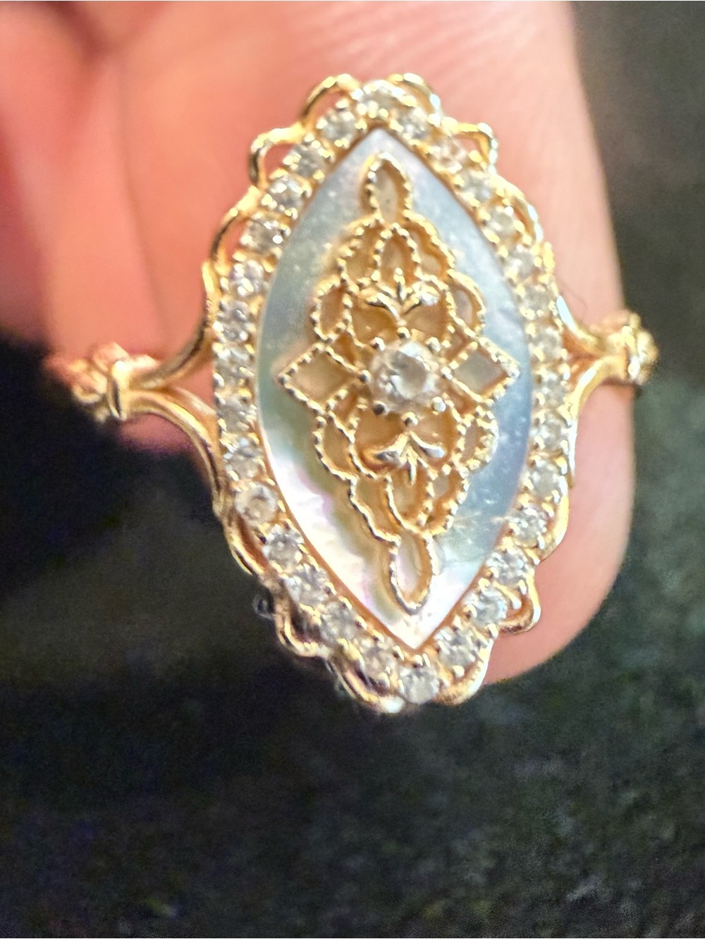 Gold-Tone Filigree Mother-of-Pearl Ring with Clear Accent Stones size 7